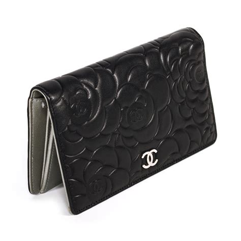 chanel wallet camellia